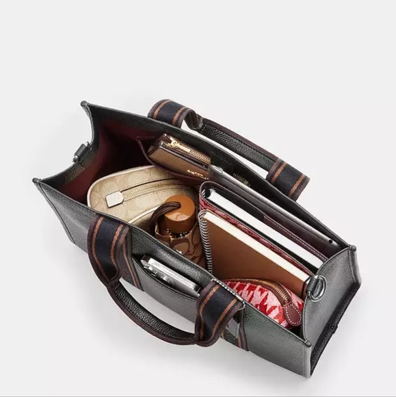 Coach Smith Tote - Picture 4 of 8